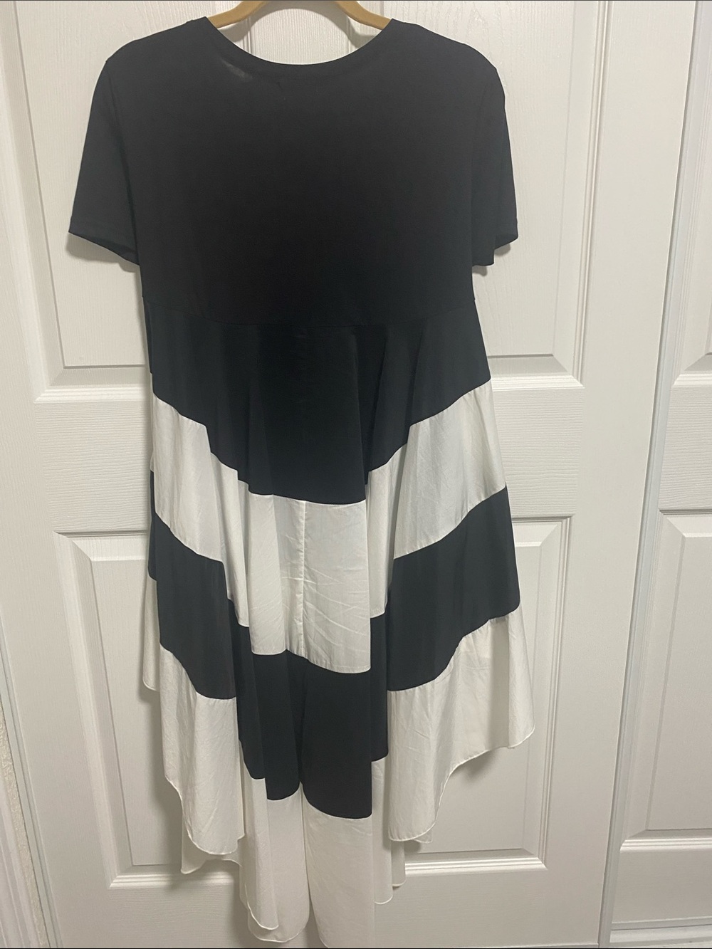 WHY T’Shirt high/low Top Black & White - Picture 4 of 5